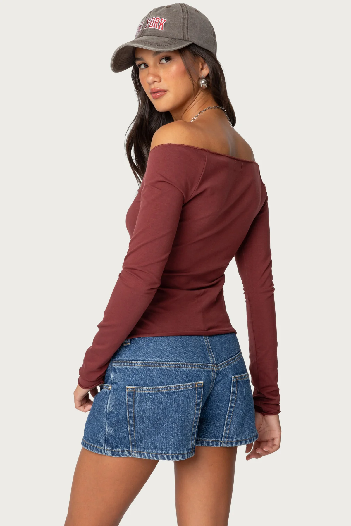 Nattie Off Shoulder V Neck Top - Image 4